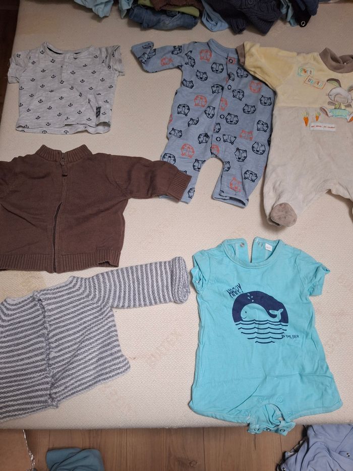 Lots vêtements garçon 1 mois