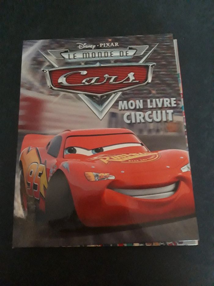 Livre circuit cars