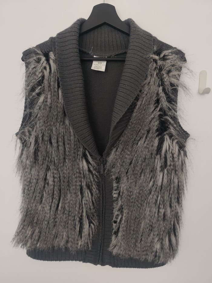 Veste sans manche fausse fourrure 42/44 - photo numéro 2