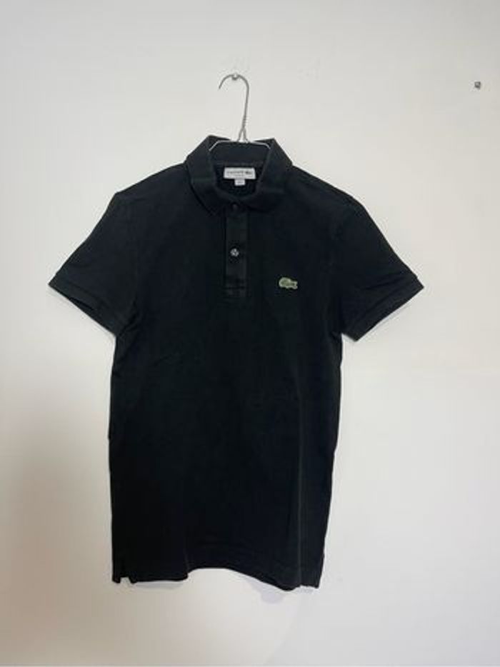 Polo Lacoste taille 2 slim fit