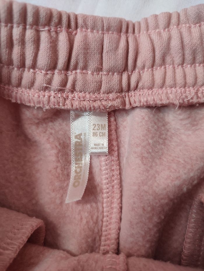 Pantalon jogging - Polaire à l'intérieur - Rose pâle avec cœur - 23 mois - Très bon état - Orchestra - photo numéro 5