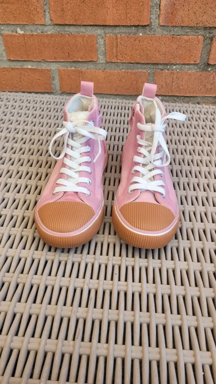 Baskets taille 34