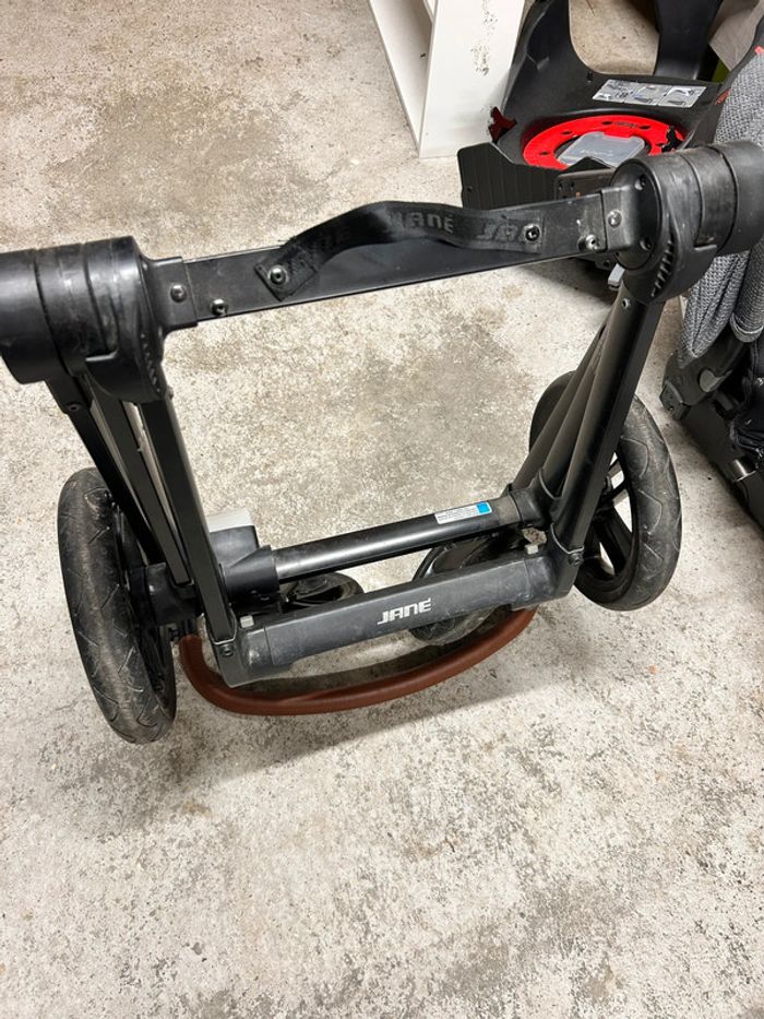 Poussette + base isofix Muum Jané - photo numéro 3