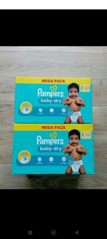2 cartons de couches Pampers body dry taille 2