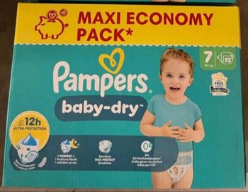 Couches Pampers taille 7