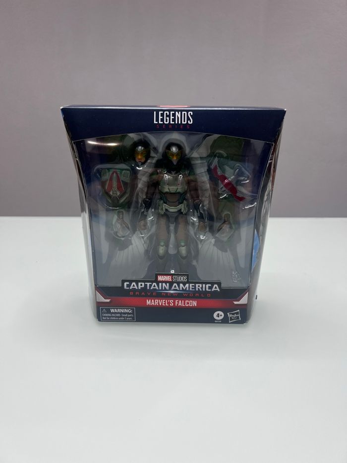 Figurine 15 cm Captain America: Brave New World Marvel Legends à l’effigie de Falcon Legends Series Hasbro