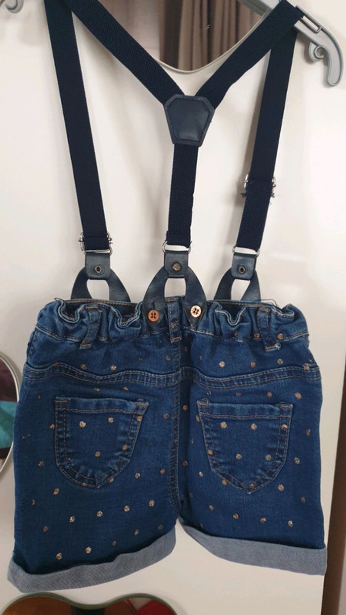 Short en jeans a bretelle 3 ans LH - photo numéro 4
