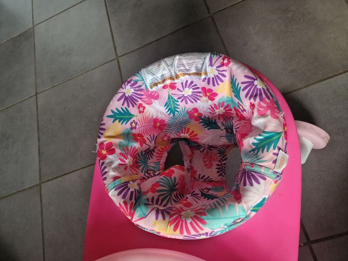 Table d'activité avec siège tournant - photo numéro 3