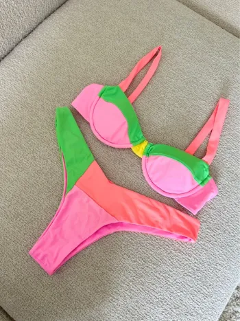 Bikini fluo Kalk swimwear 🌷