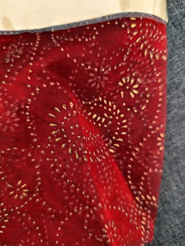 Chemin de table rouge et doré neuf - photo numéro 3