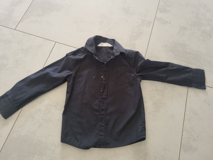 Chemise noire  - H&M - 3-4 ans