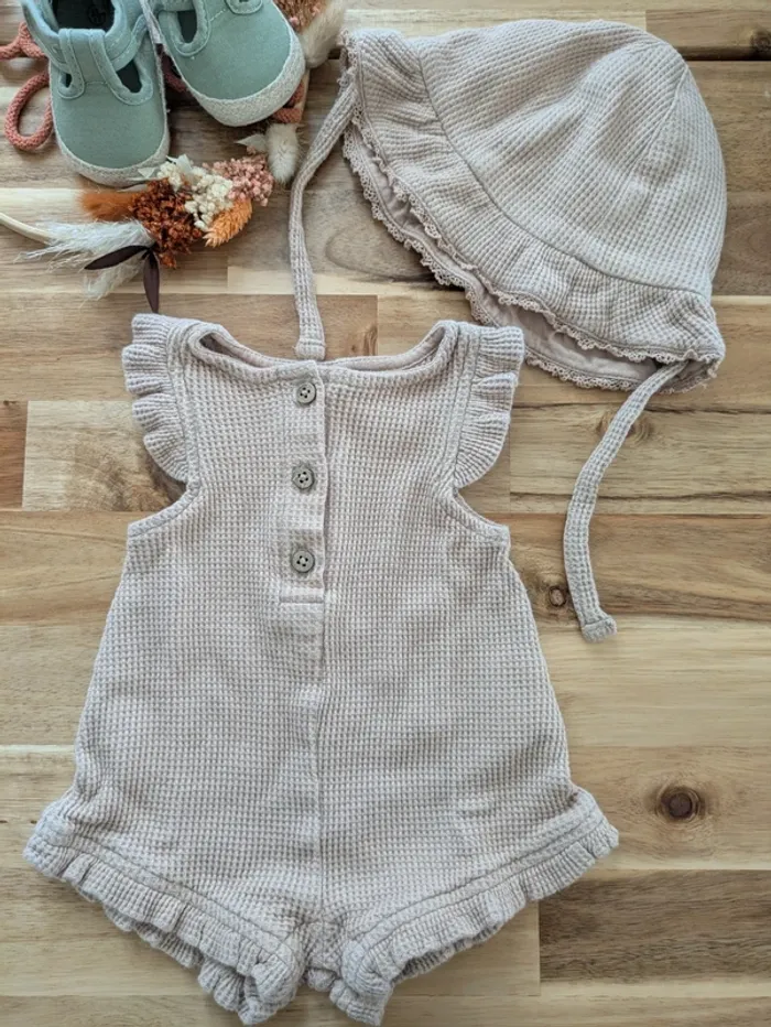 Barboteuse chapeau 3 mois beige