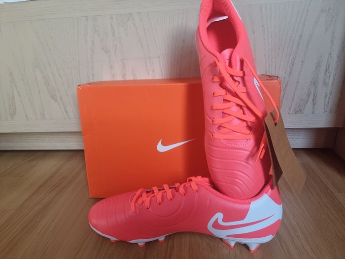 Chaussure de football Nike - photo numéro 3