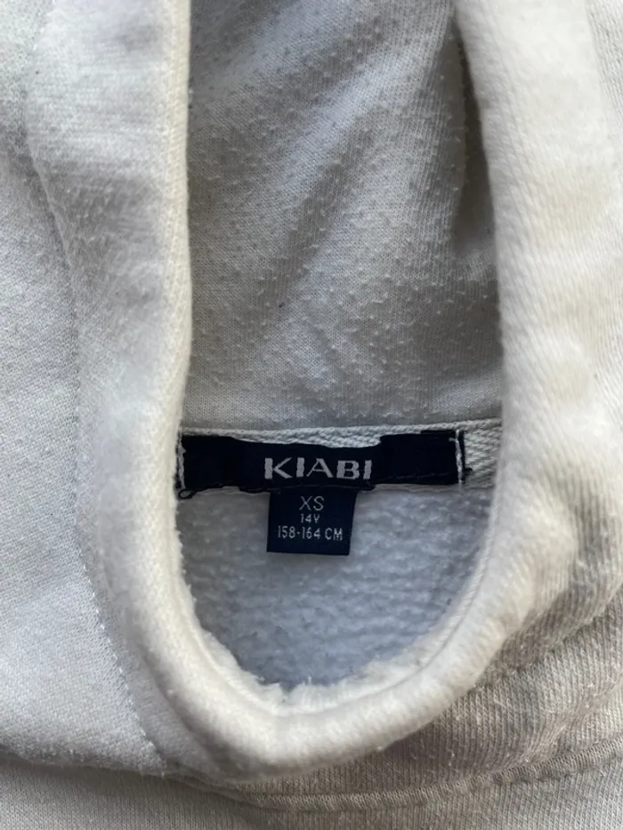 Sweat-shirt à capuche - photo numéro 4