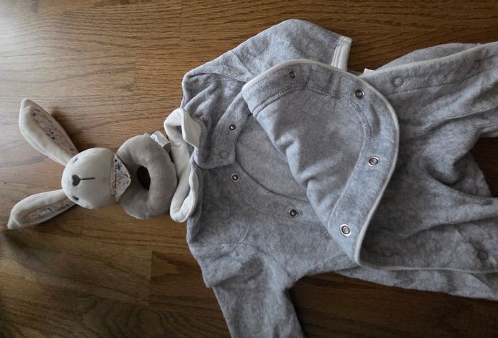 Lot 3 pyjamas chaud bout chou 1 mois - photo numéro 8