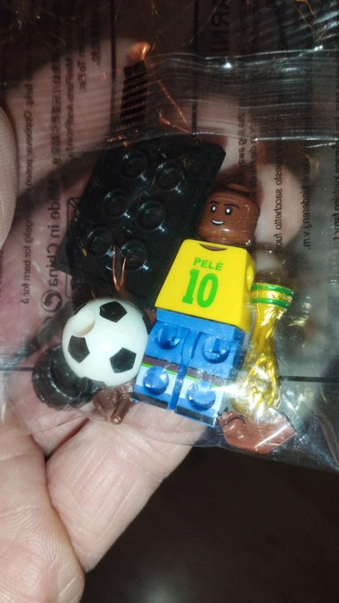 Personnage football neuf Pelé équipe du Brésil - photo numéro 2