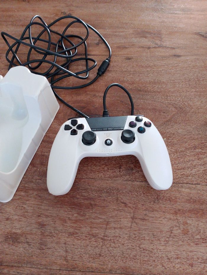 Manette Ps4 blanche UnderControl - photo numéro 4