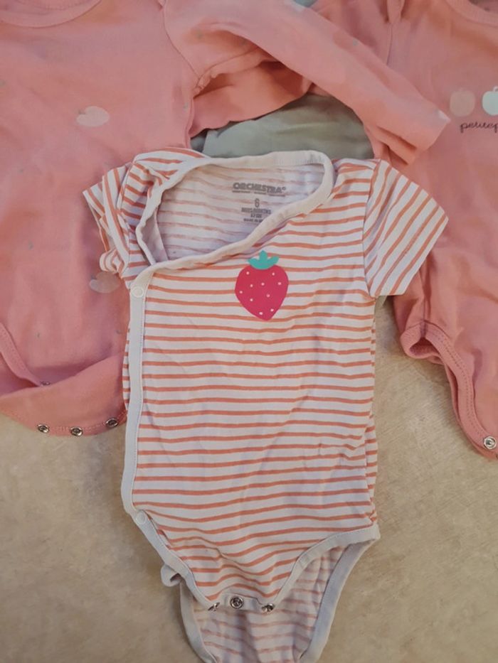 Lot de 4 bodies - photo numéro 2