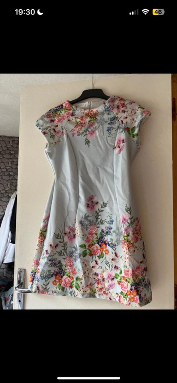 Robe taille L - photo numéro 2