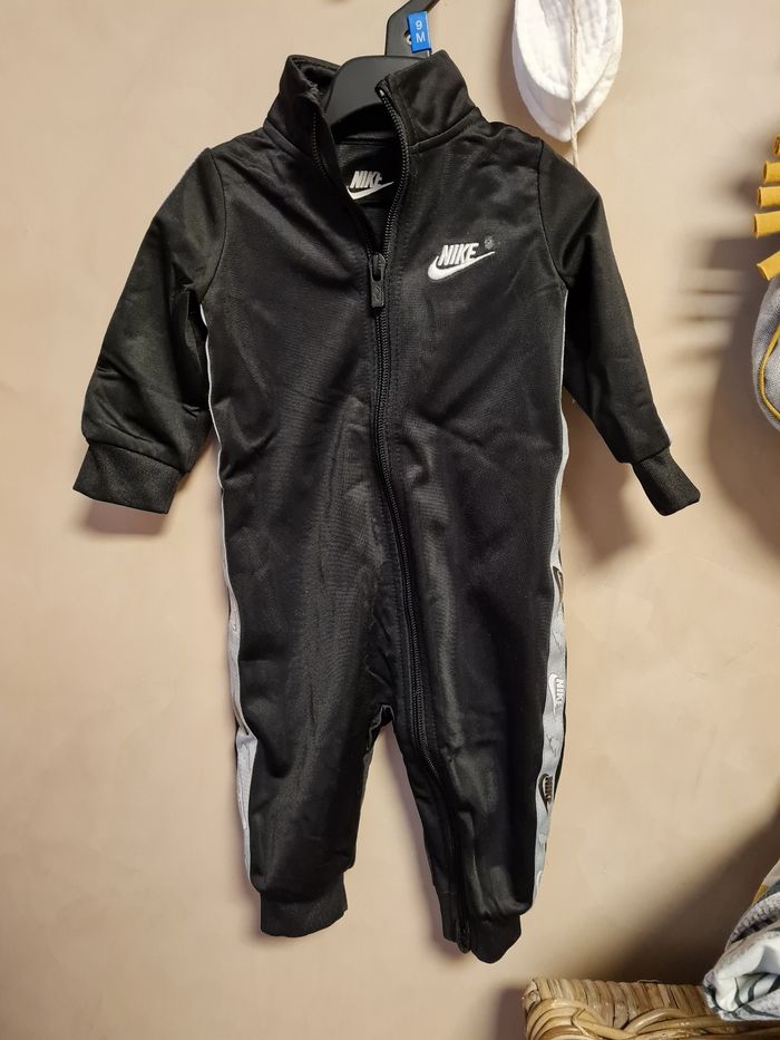 Combinaison - photo numéro 2