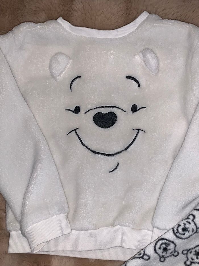 Pyjama polaire Winnie l’Ourson Disney - Taille 5 ans - Doux & chaud - Excellent état ! - photo numéro 4