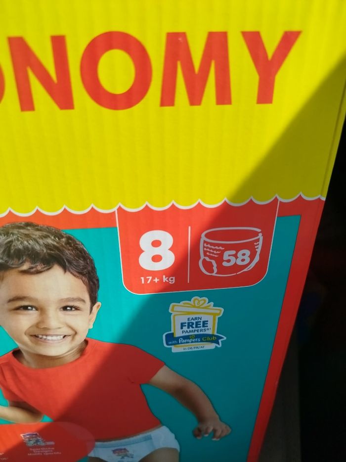 Couche Pampers taille 8 pants - photo numéro 2