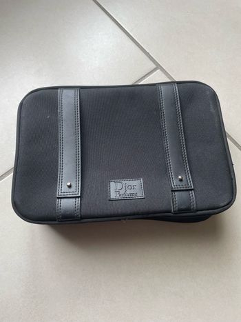 Trousse toilette dior