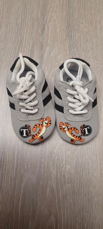 Chaussons Tigrou. 0/6mois. Marque Disney