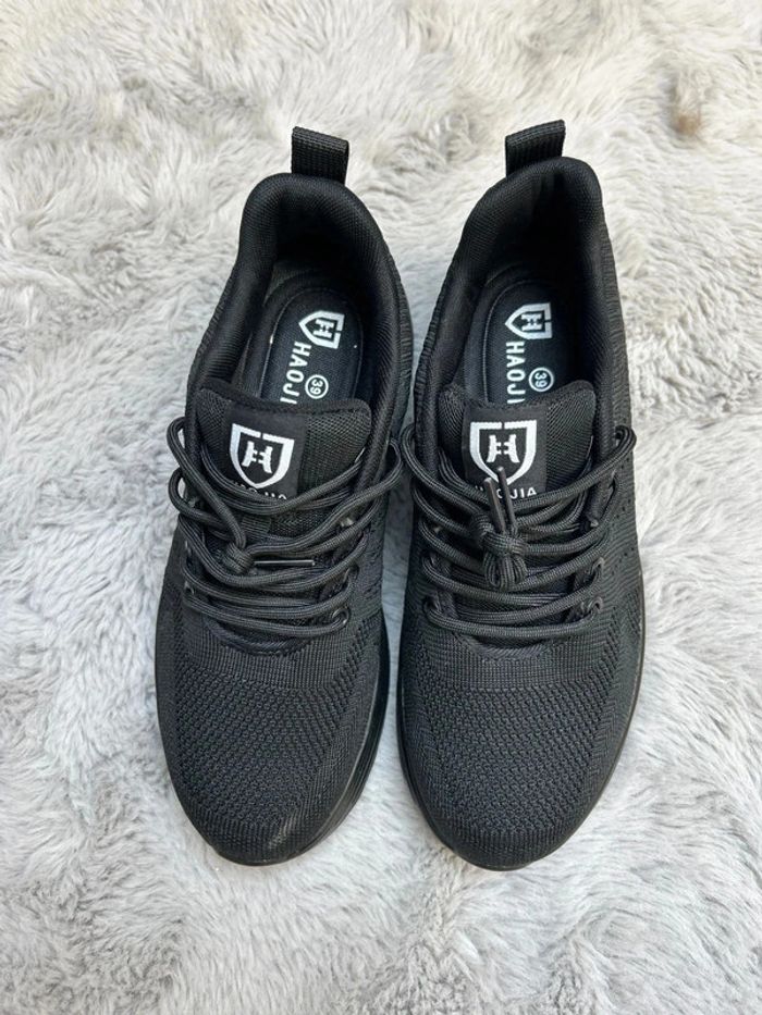 Chaussures de sécurité noir  Haojia taille 39 - photo numéro 2