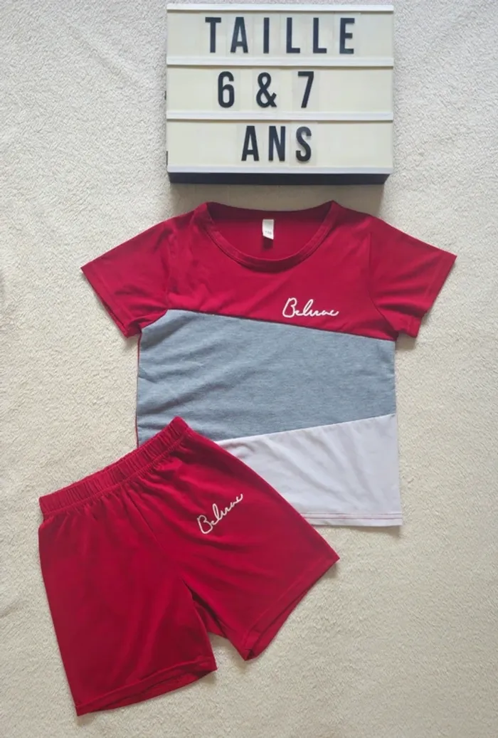 Ensemble taille 6 - 7 ans 🩶