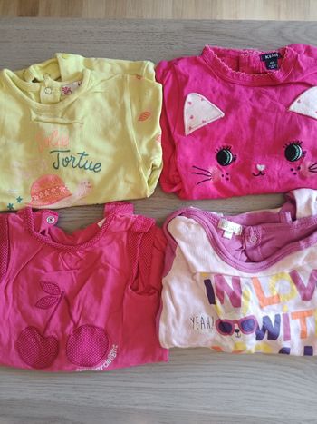 Lot vêtements 25 pièces en 6 mois