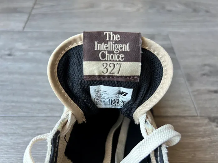 Baskets New Balance 327 Marron Taille 44 Neuves - photo numéro 9