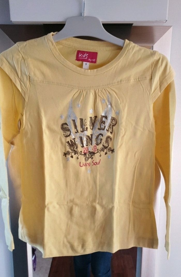 Tee shirt 5ans - photo numéro 2