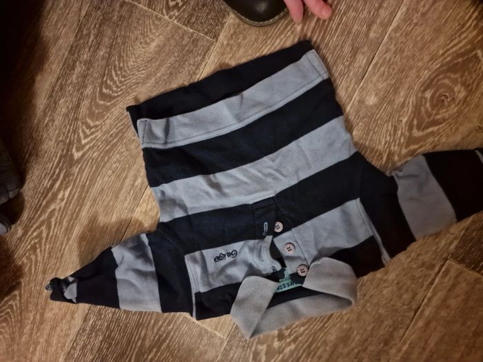 Lot polos et tee-shirt garcon - photo numéro 10