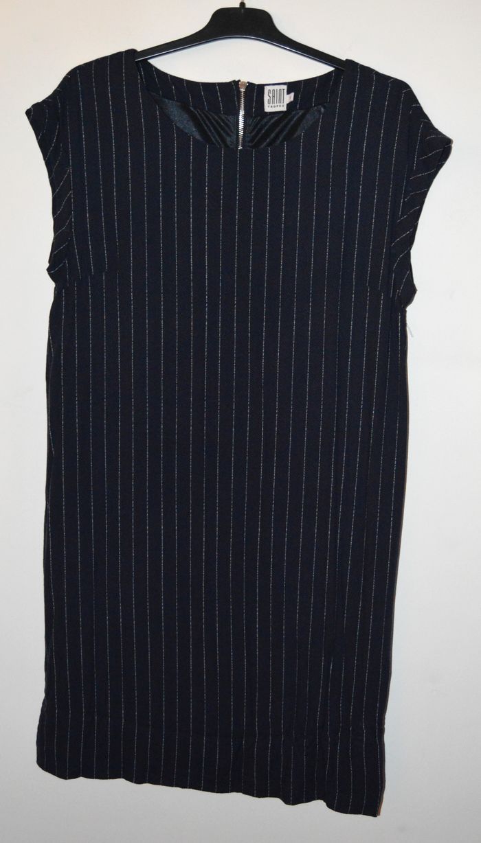 Robe droite bleu marine à fines rayures – Saint Tropez – Taille S