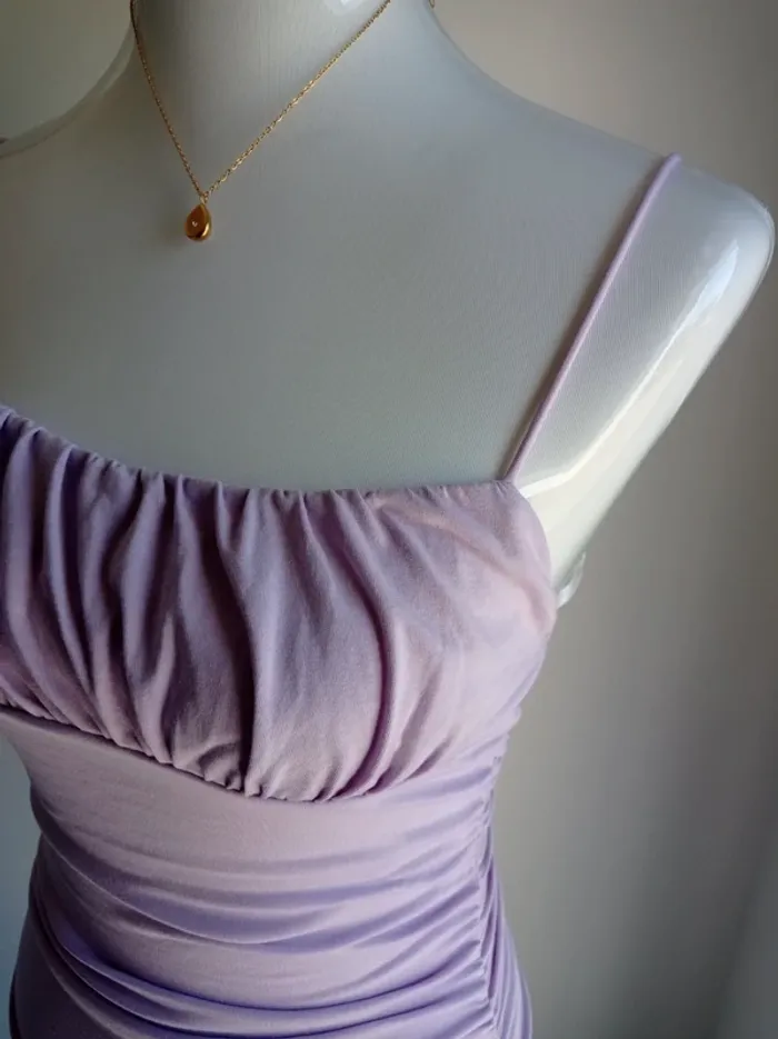 Magnifique robe d'été moulante fines bretelles violet lavande lilas avec fronces T.XS Shein - photo numéro 3