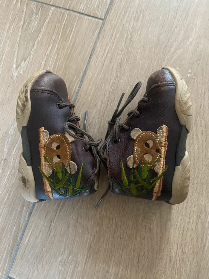 Chaussures 19 - photo numéro 4