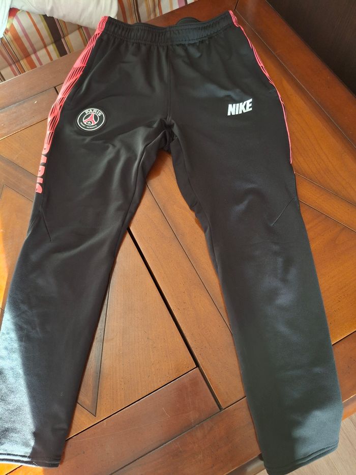 Pantalon de jogging taille 10/12 ans