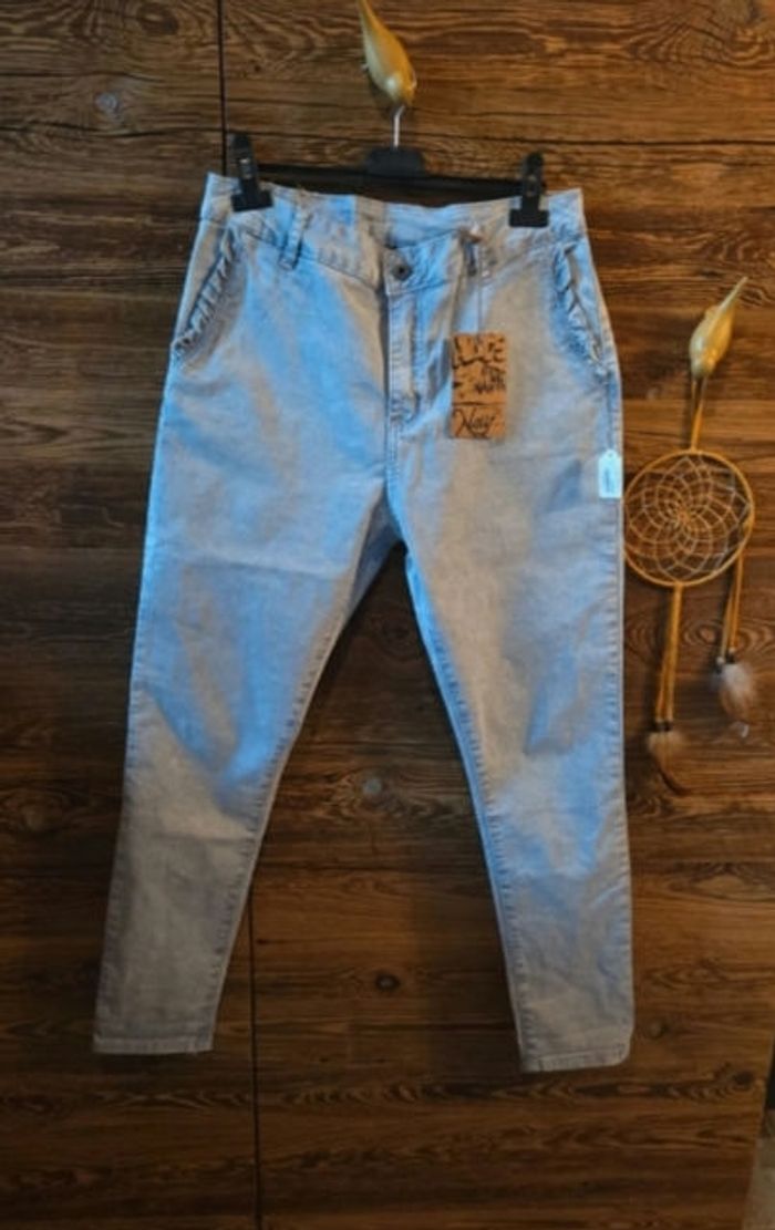 Pantalon femme neuf - photo numéro 3
