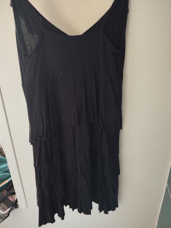 Robe noire - photo numéro 4