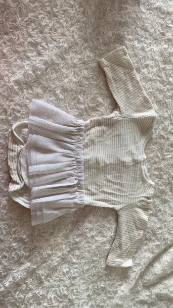 Adorable petite robe body tutu petit bateau intégré