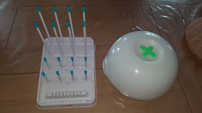 Stérilisateur et égouttoir