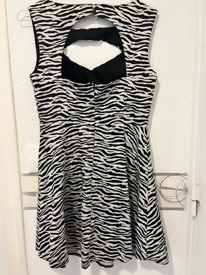 Robe zèbre rétro - photo numéro 2