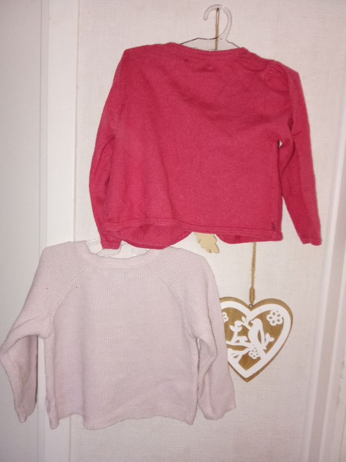 Lot de 2 hauts bébé fille obaibi ,12 mois gilet, pull rose - photo numéro 4