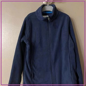 Pull polaire Amazon essentials 8 ans neuf