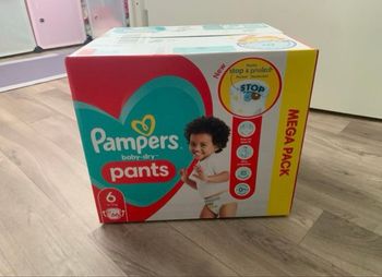 Pampers 66 couches baby dry pants taille 6
