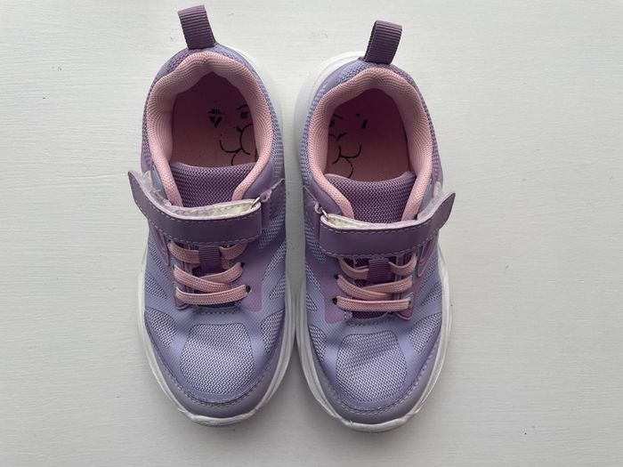 Baskets 30 (28) - photo numéro 2