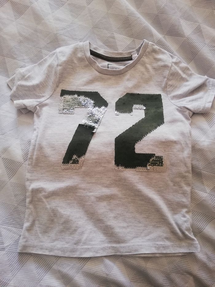 Tee shirt manches e blanc chiné sequins réversibles 104 cm tough team