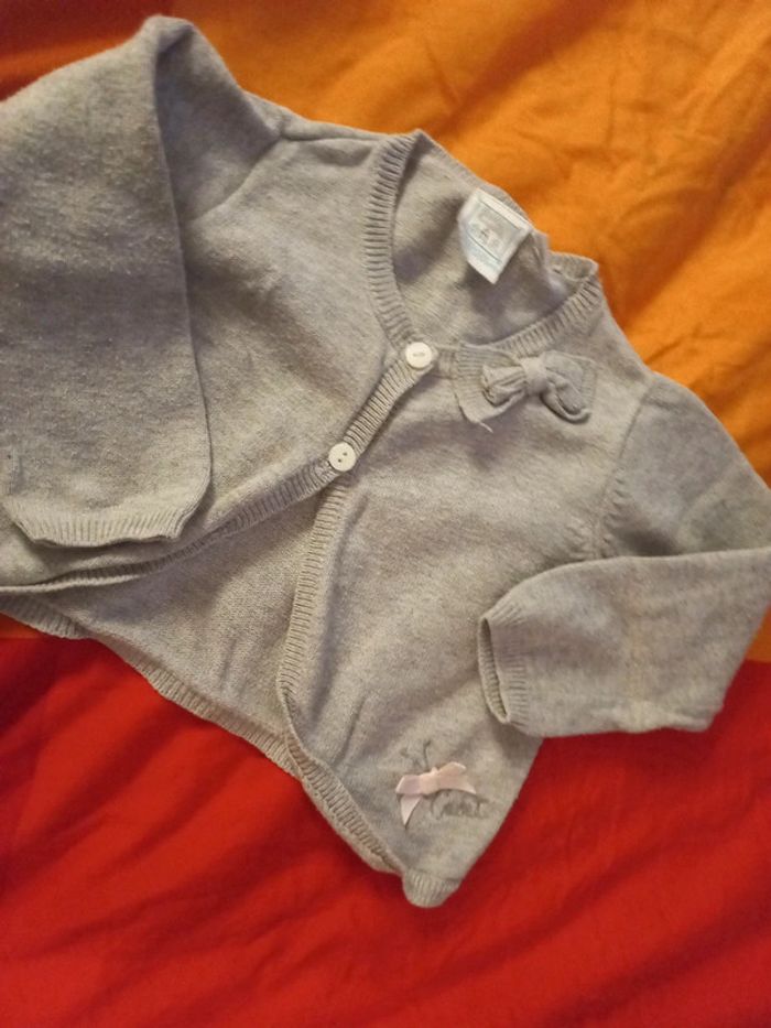 Gilet 6 à 9 mois création Galeries Lafayette - photo numéro 2