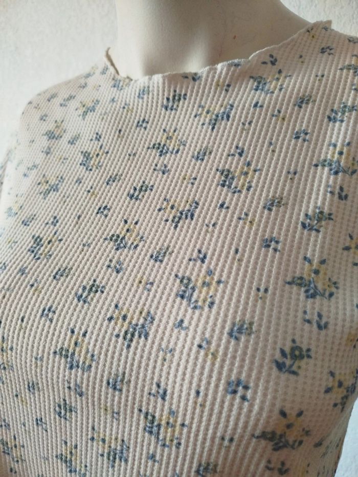 Tee shirt coton gauffré petites fleurs bleues taille S 36 - photo numéro 3